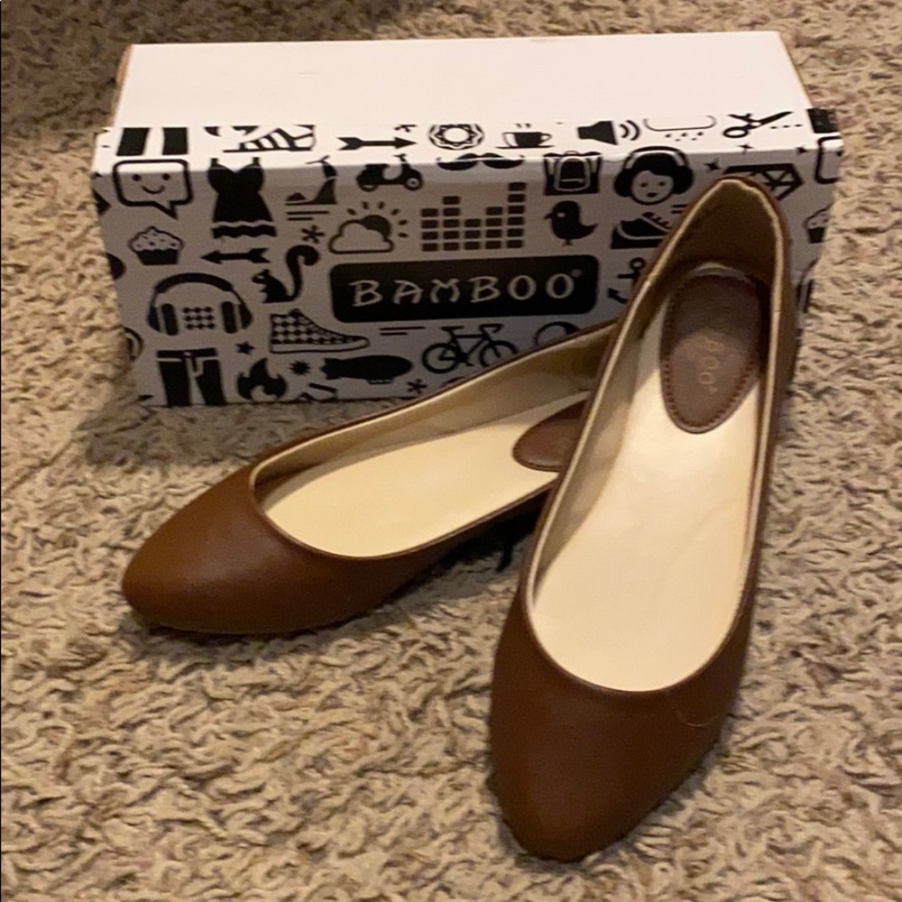BRAND NEW brown ballet flats from Bamboo!